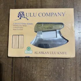653152550017 ALASKA ULU COMPANY Alaskan Knife Display Stand