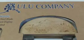 04767 ALASKAN ULU COMPANY Exotic Wood Chopping Knife Display #2