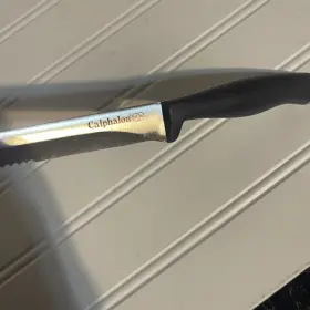 0860115 CALPHALON Steak Knife Serrated Blade Tang