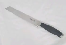 0861814 CALPHALON Forged Steel Handle Bread Knife Serrated