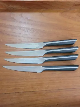 0864211 CALPHALON Set Katana Serrated Steak Knives