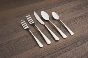 719978850554 CAMBRIDGE Silversmiths Mirror Zakiya Flatware