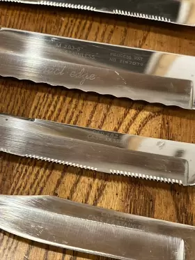 M-242-9 SE Knives Miracl Edge Serrated Blades #3