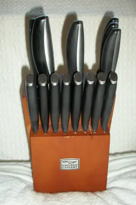 445042760711 CHICAGO CUTLERY Avondale Kitchen Knife Set Wood