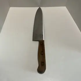 6D16M CHICAGO CUTLERY Chefs Knife Blade Wood Handle