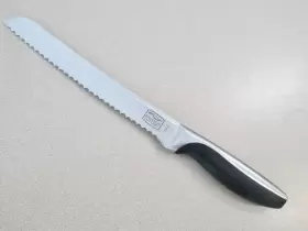 6J18AH CHICAGO CUTLERY Forged Bread Knife