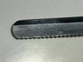 1724 CUTCO Je Bread Slicer Knife Pearl Olean #3