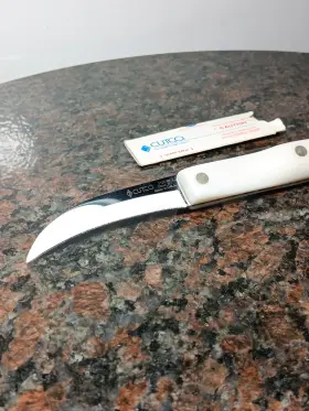3120 CUTCO Bird Beak Paring Knife Pearl Handle Great #3