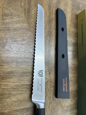 820568004162 DALSTRONG Gladiator Bread Knife High Carbon #2