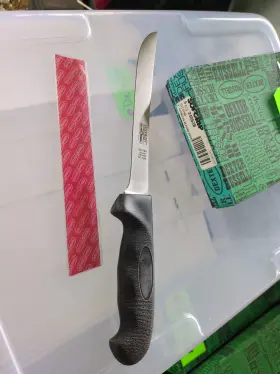 24063B DEXTER RUSSELL Sofgrip Heading Knife