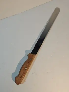 S46910 DEXTER-RUSSELL Bread Knife Steel Serrated Wood Handle