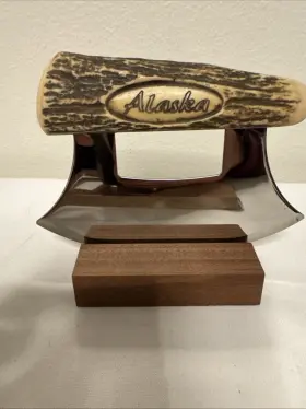 791218008956 GREAT NORTHERN CUTLERY CO Alaska Ulu Knife Steel