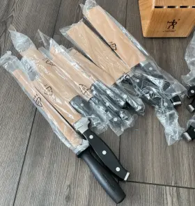 13554-020 HENCKELS Statement Razor Sharp Knife Set Block #3