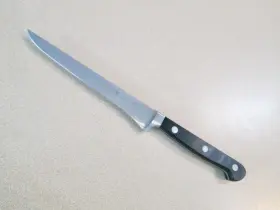 31169 J-A HENCKEL Henckels Flexible Boning Knife