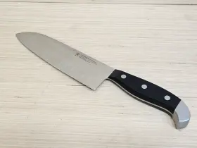 13548-180 J.A.HENCKELS Statement Santoku Chef Knife Steel #3