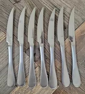 35196 J.A. HENCKELS Set Ja Blade Steel Serrated Steak Knives
