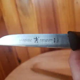 11210-080 J.A. HENCKELS INTERNATIONAL Ja Knives Serrated Edge #2