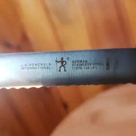 11210-080 J.A. HENCKELS INTERNATIONAL Ja Knives Serrated Edge #3