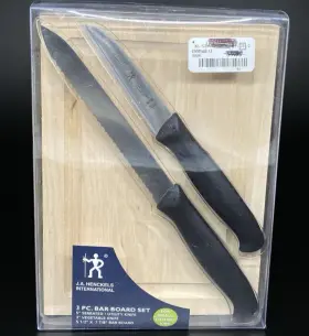 11222-000 J.A. HENCKELS INTERNATIONAL Bar Board Set Knives