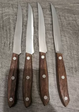 11310-200 J.A. HENCKELS INTERNATIONAL Steel Knifes #3