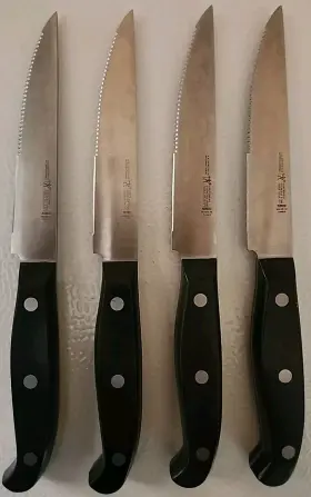 13549-120 J.A. HENCKELS INTERNATIONAL Set Steak Knives