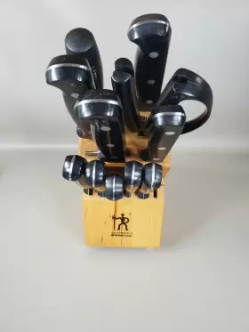 17550-000 J.A. HENCKELS INTERNATIONAL Knife Block Set #2