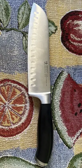19778-180 J.A. HENCKELS INTERNATIONAL Elan Santoku Knife