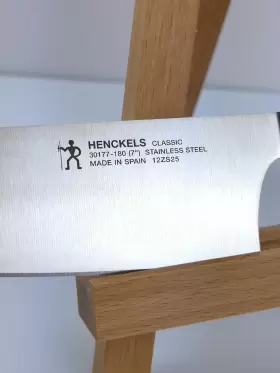 30117-180 J.A. HENCKELS INTERNATIONAL Classic Steel Chefs #3