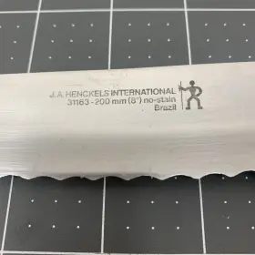 31163-200 J.A. HENCKELS INTERNATIONAL Stain Spain Serrated #2