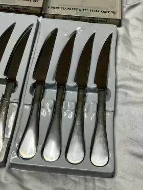 39309-000 J.A. HENCKELS INTERNATIONAL Steel Steak Knife Set #3