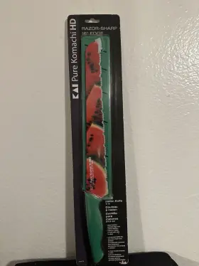 087171043647 KAI Pure Komachi Watermelon Serrated Knife