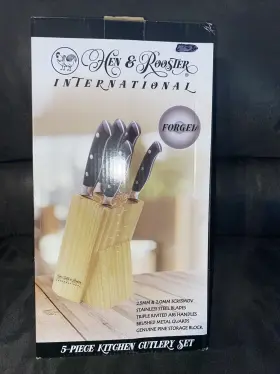 150-1007B KITCHEN WORTHY Hen Rooster International Steak Set