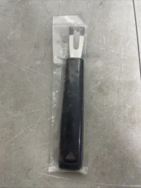 018157128863 KNIFE Channel Triangle