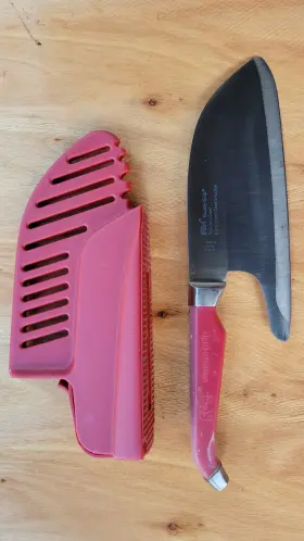 100571 KNIFE Furi Gusto Grip Cooks Rocker Sharp Scabbard