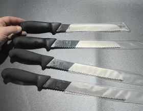 M22509KEC MERCER Jimmy Johns Bread Knife Covers High Carbon #2
