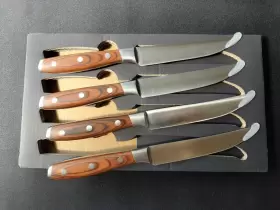 745805723142 MESSERMEISTER Avanta Steel Steak Knife Set #3
