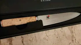 34373203 MIYABI Birchwood Chefs Knife Twice