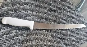 5621-10 MUNDIAL Bread Knife Blade Micro Serrated Nsf Handle #2