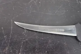 DZ33210585 MUNDIAL High Carbon Steel Curved Boning Knife #2