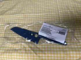 101124 PAMPERED CHEF Serrated Knife Cheese Bread