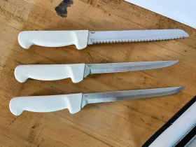 P94803 RUSSELL INTERNATIONAL Knife Set #2