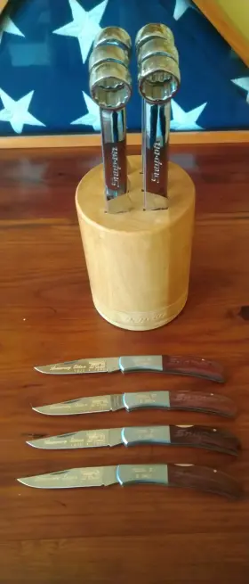 E-3904 SNAP-ON Knives Steak Knife Set Block