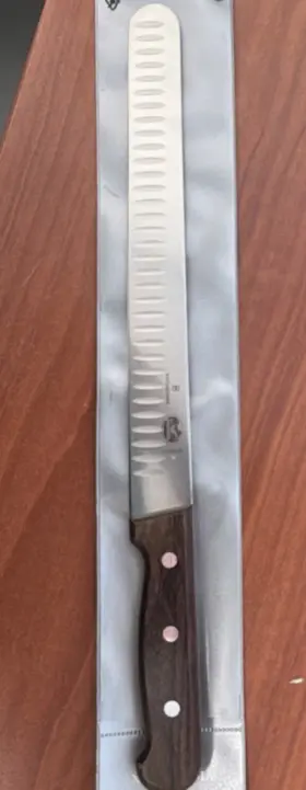5.4220.25 VICTORINOX Slicer Knife Hollow Edge Wood Handle
