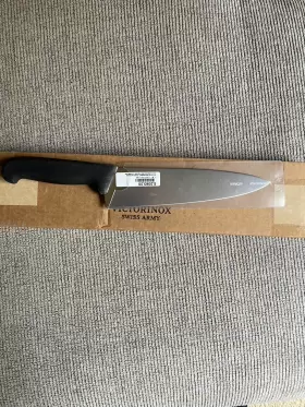 5206320 VICTORINOX Fibrox Chef Knife
