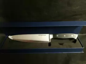 XH001 WYEQIALUN High Carbon Steel Chef Knife Sharp Ergonomic