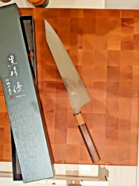 HAP40 YU KUROSAKI Tip Gyuto Wenge Handle Production