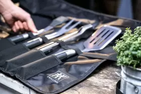1026137 ZWILLING Bbq Chefs Tool Storage Wrap #3