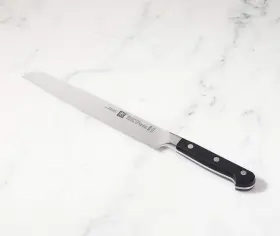 38406-233 ZWILLING Pro Bread Knife
