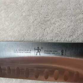 16509-180 ZWILLING J.A. HENCKELS Ja International Santoku #3