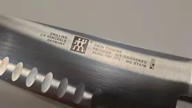 30348-180 ZWILLING J.A. HENCKELS Twin Cuisine Santoku Friodur #2